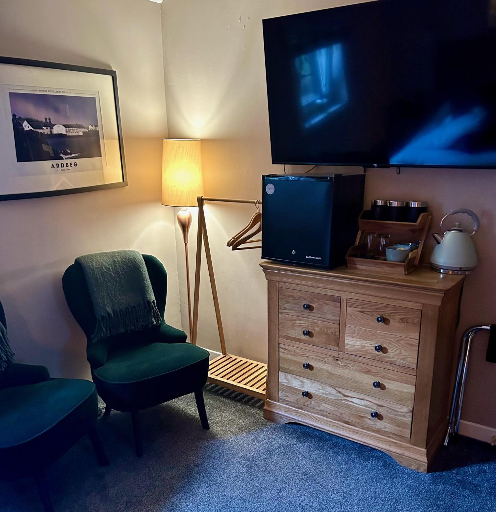 Lochindaal Hotel Port Charlotte Eksteriør billede
