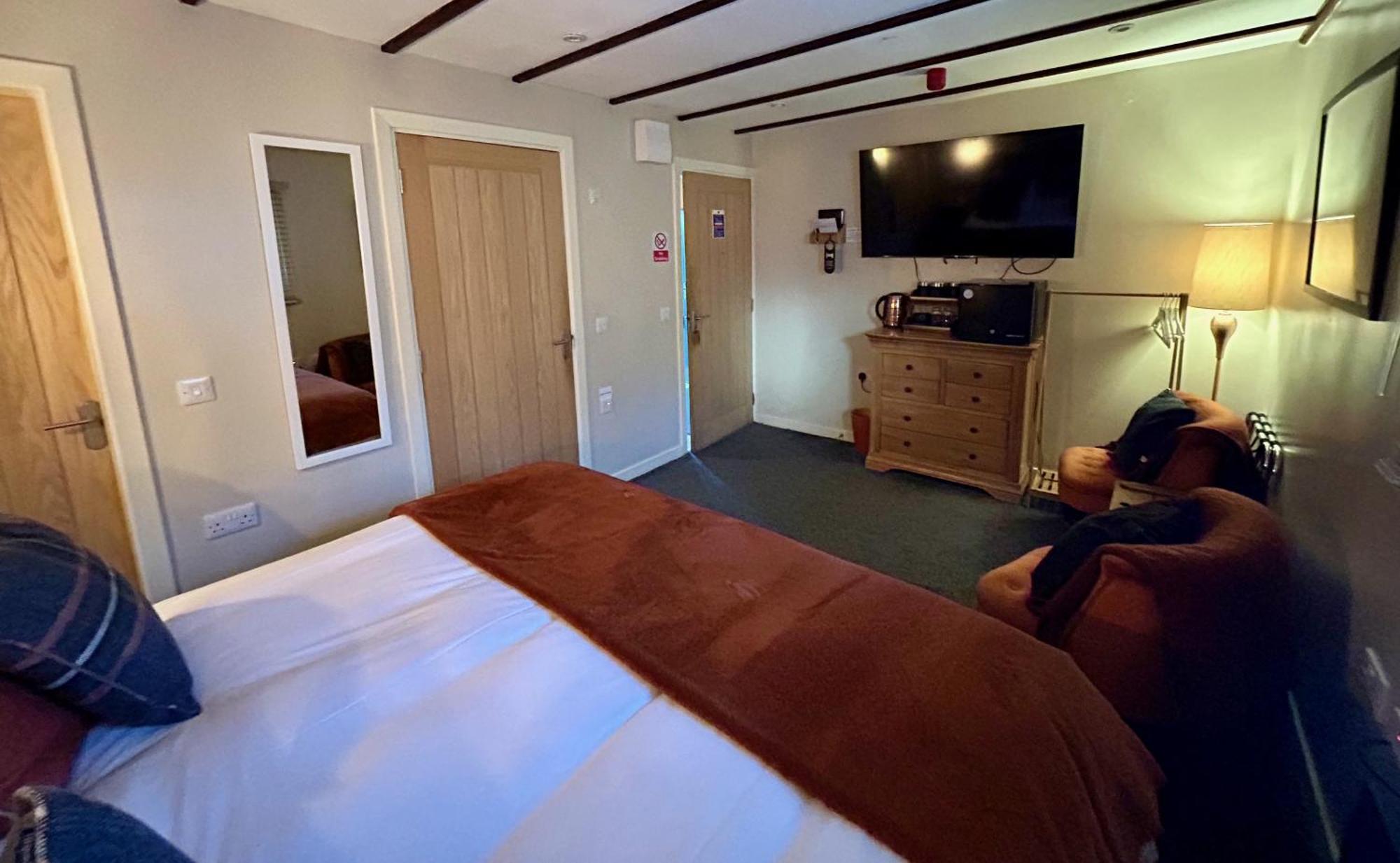 Lochindaal Hotel Port Charlotte Eksteriør billede